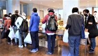 東京聖依納爵堂「成人食堂」 急援疫情貧困居民
