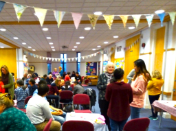 咖啡館設英語教室 移英港人6個月適應期？