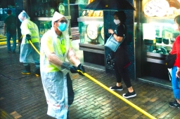 五一勞動節 工委會：疫下清潔工人搵命搏促同酬