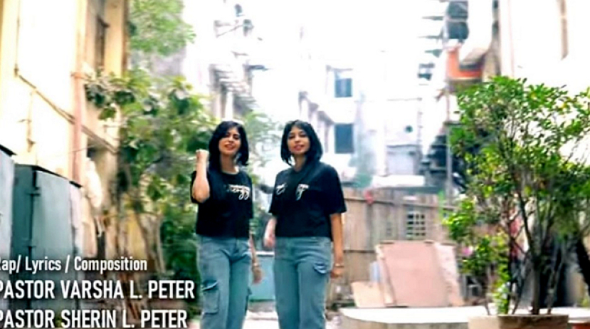 在印度 這兩位女孩用「福音説唱」表達信仰與抗議