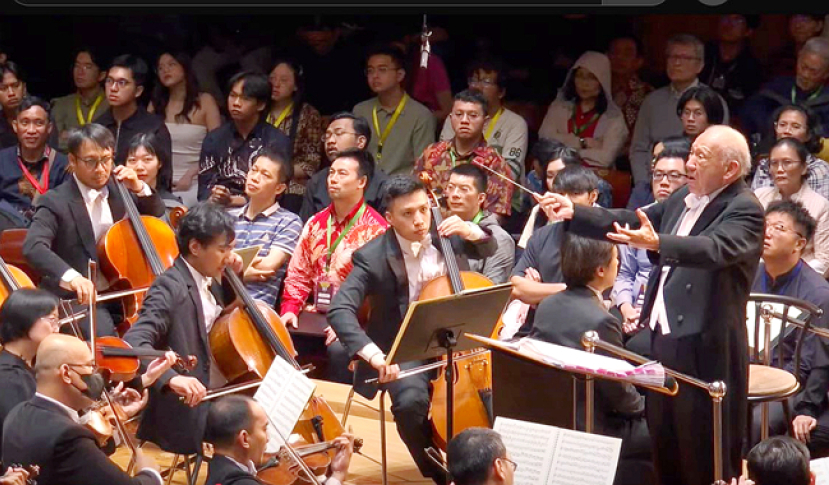 雅加達交響樂團15周年巡迴音樂會 創辦人唐崇榮牧師擔任指揮