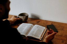 手機短視頻泛濫 作家警告：基督徒正失去屬靈專注力