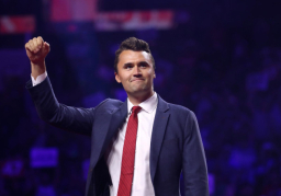 「查理·柯克效應」持續美國年青人出席教會人數明顯上升