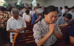 中国教会研究学者: 信徒见证比公开宣讲更有效