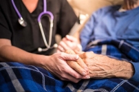 蘇格蘭議會經激辯終否決安樂死法案 基督教界表示歡迎