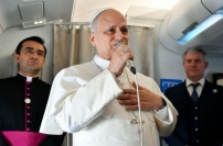 回應特朗普批評 教宗：專心呼籲和平不作政治性爭論 