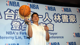 NBA Golden States Warrior Player Jeremy Lin Shares Basketball Dream in Taiwan