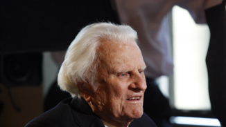 Billy Graham Turns 93, Says Old Age Is Not for Sissies