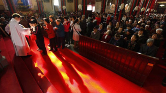 Tens of Thousands Baptized Catholics on Easter Sunday in Mainland China