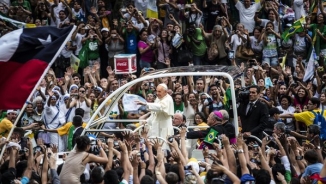 Pope Francis in Rio, Brazil: 'Christ Entrusts Youths with Very Future of His Mission'