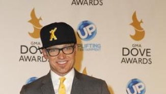 Matt Redman, TobyMac, Jason Crabb Among Winners at 2013 Dove Awards (Photos)