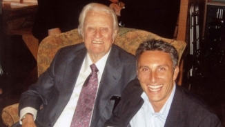 Grandson Tullian Tchividjian Honors Billy Graham on His 95th Birthday