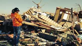 Powerful Tornadoes in Illinois Destroyed Up to 500 Houses; Christians Respond in Wake of Aftermath