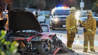 Paul Walker Confirmed Dead: Jessica Alba, Celebrities and Public Pour in Condolences