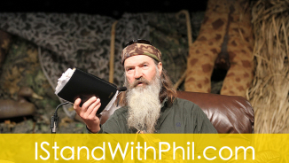 Phil Robertson Facebook Petitions Draw Millions, Demand A&E to Return Patriarch to Duck Dynasty Cast