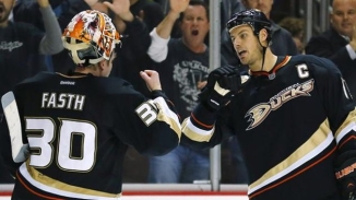 Anaheim Ducks vs. Chicago Blackhawks Live Stream: Watch Free Online Jan. 17, 2014 NHL, TV Channels, Radio Stations 