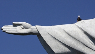 Repairing Rio's Christ the Redeemer Statue from Lightning Strikes [Pictures]