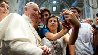 Pope Francis Calls Social Media a “Gift from God”