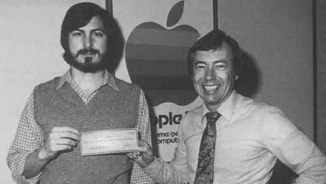 Macintosh Apple Computer Turns 30