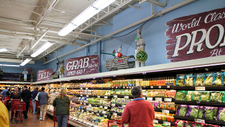 Ex-President of Trader Joe’s Doug Rauch to Sell Expiring Food in New Store