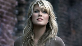 Natalie Grant Walked Out from Grammys After Viewing Katy Perry's Satanic Performance, Responds to Critics on Facebook