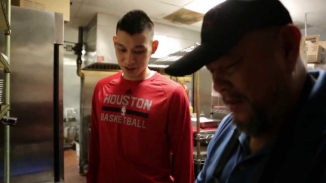 'Dumplings and Green Onion': Jeremy Lin Prepares Favorite Chinese New Year Dish