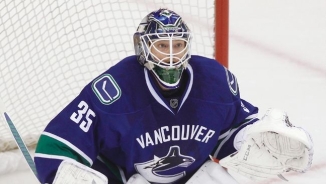 Vancouver Canucks vs Toronto Maple Leafs Live Stream: Watch Online 2014 NHL, TV Channels, Radio Stations 