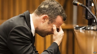 Oscar Pistorius Prayed to God to Save Reeva Steenkamp, Witness Testifies (Trial Live Stream Video)