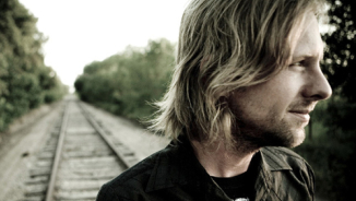 Switchfoot's Jon Foreman Discusses How a Hitchhiking Adventure Changed His Life