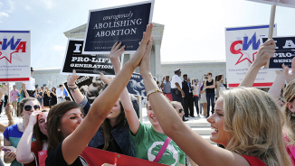 Christians Across US Celebrate Supreme Court's Hobby Lobby Ruling on Contraceptive Mandate