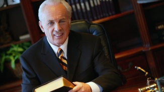 John MacArthur Equates Pro-Gay Churches to 'Satan's Church'