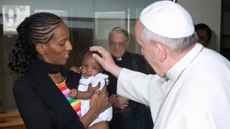 Sudanese Death Row Mother Meriam Ibrahim Freed at Last, Honored by Pope Francis Before Departing for America