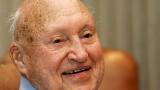 S. Truett Cathy Legacy: Christian Founder of Chick-fil-A Dies at 93