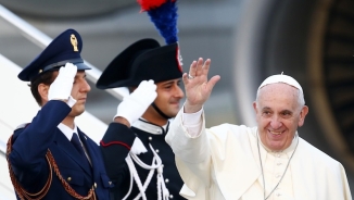 Pope Francis Denounces Islamic Extremism, Is At Risk For ISIS Assassination