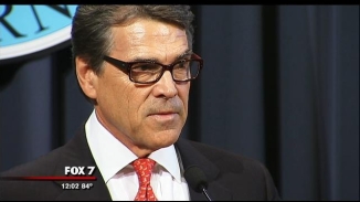 Rick Perry on US Ebola: 'We Will Keep Citizens Safe as Possible,' Chances of Spreading Are 'Very Small'