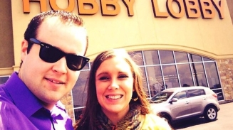 '19 Kids and Counting's Josh Duggar Discusses Politics, Pregnancy News: Wife Anna Reveals Fourth Child's Due Date