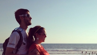 '19 Kids and Counting' Jill Duggar-Dillard Baby Bump: Sweet Beach Photo with Husband Derick Dillard