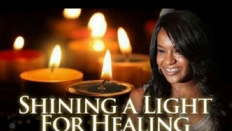 Bobbi Kristina Brown Tragedy: Family, Fans Hold Candlelight Vigil to Pray For Comatose 21 Year Old