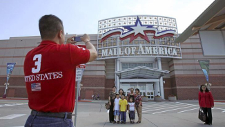 Somalia-Based Terror Group Al-Shabaab Threatens Mall of America, but American Consumers Remain Unfazed