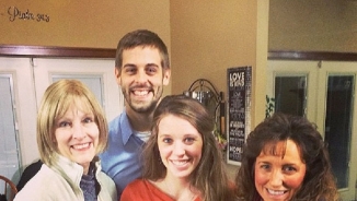 '19 Kids and Counting's Jill Duggar Shares 37 Week Pregnancy Photo, Enjoys Baby Shower with Church Family