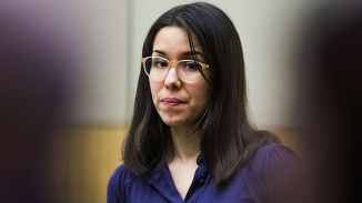 Jodi Arias Retrial Update: Juror Who Saved Her from Death Penalty Publicly Speaks Out Amid Online Threats [Interview]