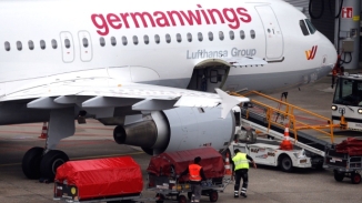 Germanwings Airliner 4U 9525 Carrying 150 Passengers, Crashes in French Alps With No Survivors Likely