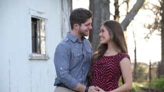 '19 Kids and Counting' Jill and Derick Dillard Share Sweet Video Congratulating Jessa and Ben Seewald's Pregnancy