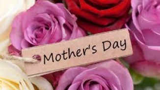 Mother's Day Celebration Ideas 2015 for Your Mother or Grandmother: Flowers, Brunch, Dinner, Or Cards?