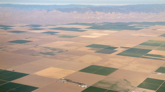 Outrage Directed at Wal-Mart for Bottling Water In Drought-Stricken California