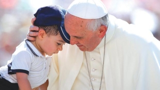 Pope Francis: Parents Must Take on Primary Role of Educating Children, Not 'Intellectual Experts' 