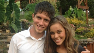 '19 Kids And Counting' Star Jessa Duggar Turns Back on Brother Josh From Latest Ashley Madison Scandal