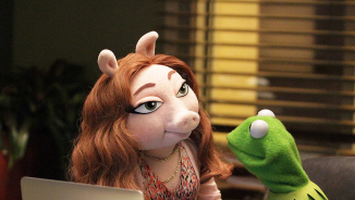 Fans Upset With Kermit The Frog's New Girlfriend, Kermit Calls Denise ‘Just A Friend’ But Admits He is Dating the Pig