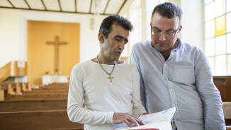 Hundreds of Muslim Refugees Convert to Christianity at Church in Berlin, Pastor Says 'Whoever Comes Here Will Not Be Left Unchanged' 