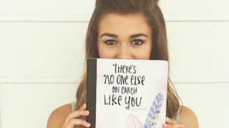 'Duck Dynasty’s Sadie Robertson Launches Inspirational Back2School Supplies With Uplifting Colors, Make School More Exciting